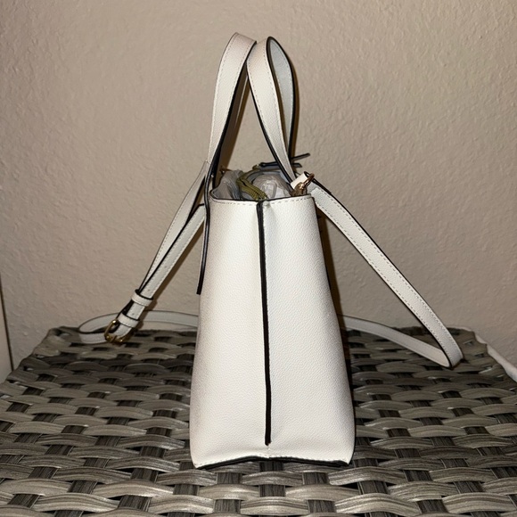 NWT Nine West White Cooke Crossbody Bag - Picture 4 of 12